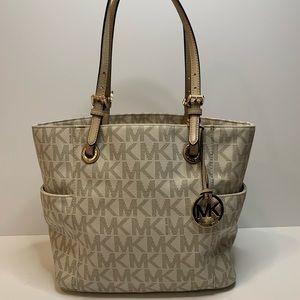 Michael Kors Tote-White and Tan signature print